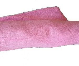 Serviette rose en microfibres